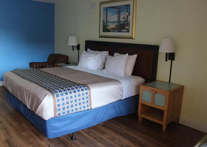 Tampa Inn Near Busch Gardens